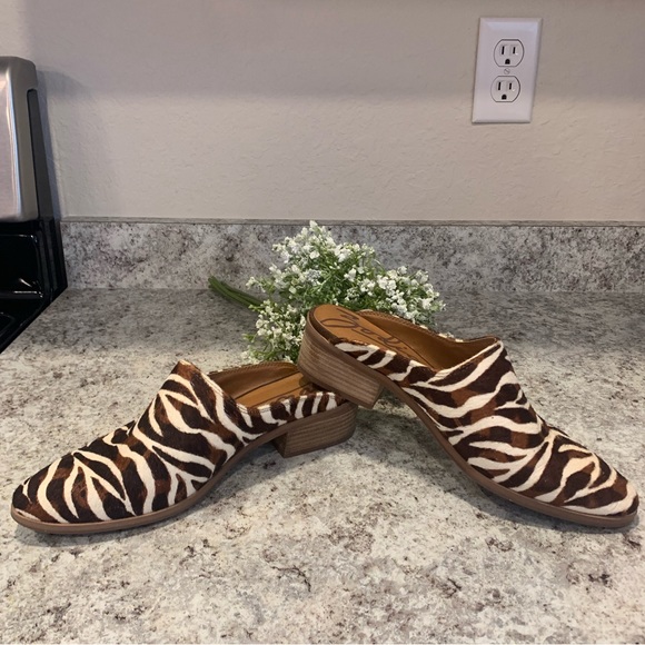 Zodiac MULES Size 7.5M Calf Hair Slip-On Quartz Zebra Brown Shoes - Picture 4 of 12